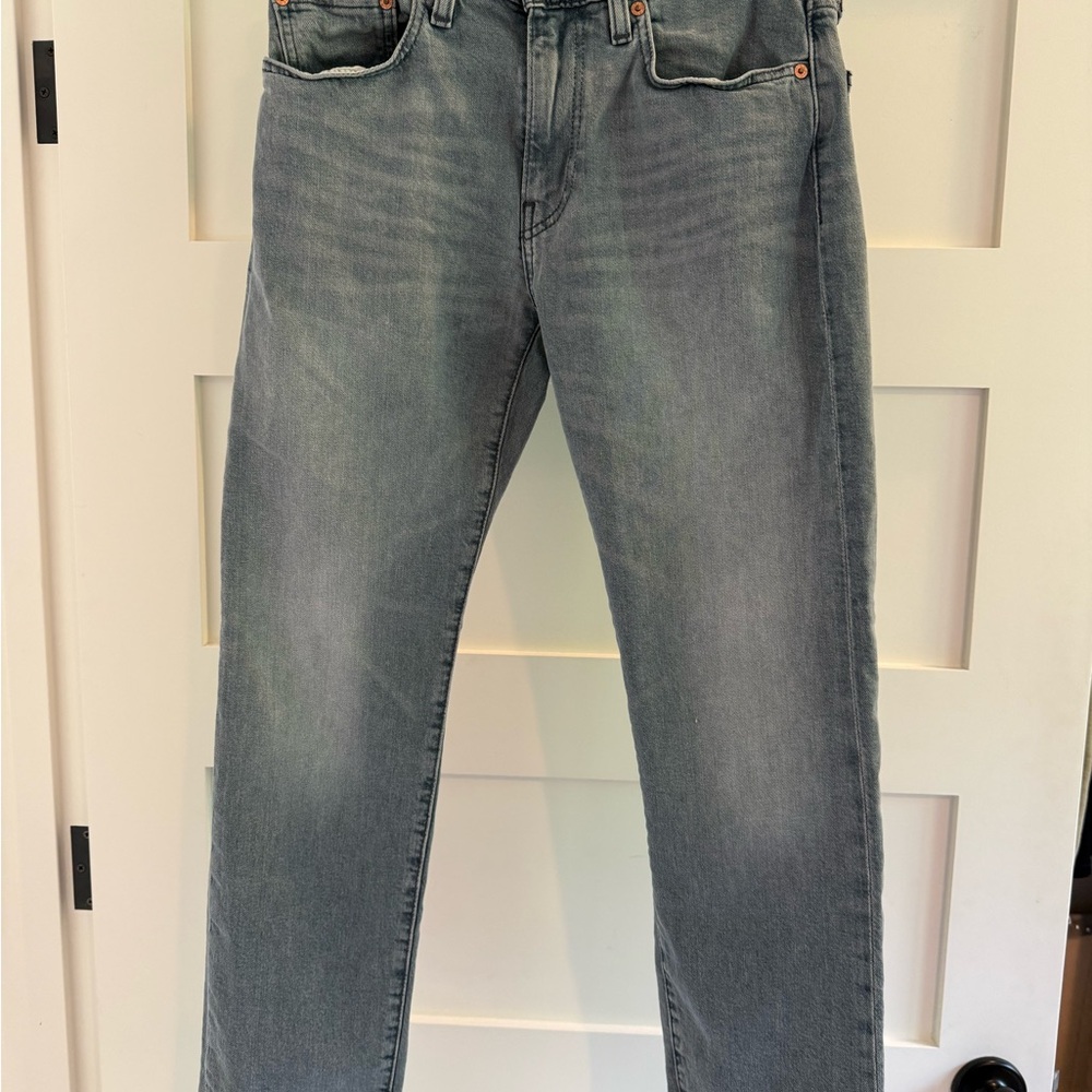 Levi's 502 Men's light blue jeans